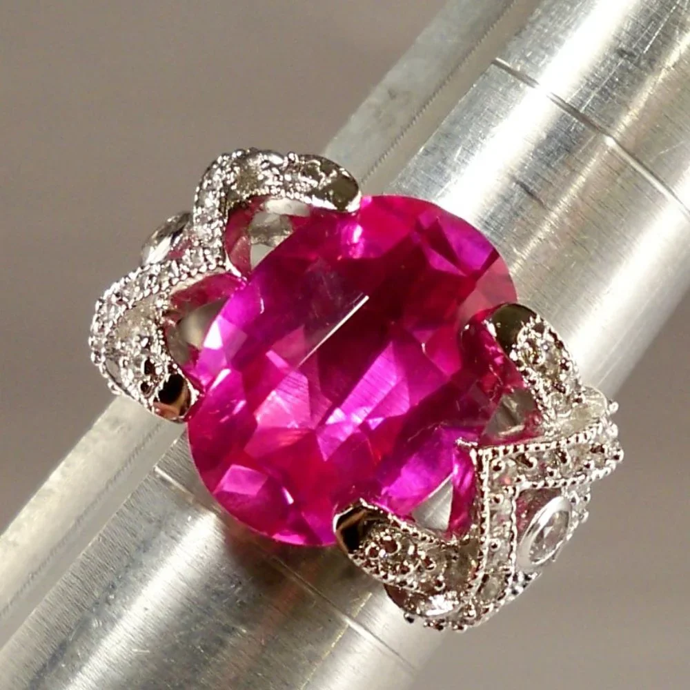 N/A pink oval